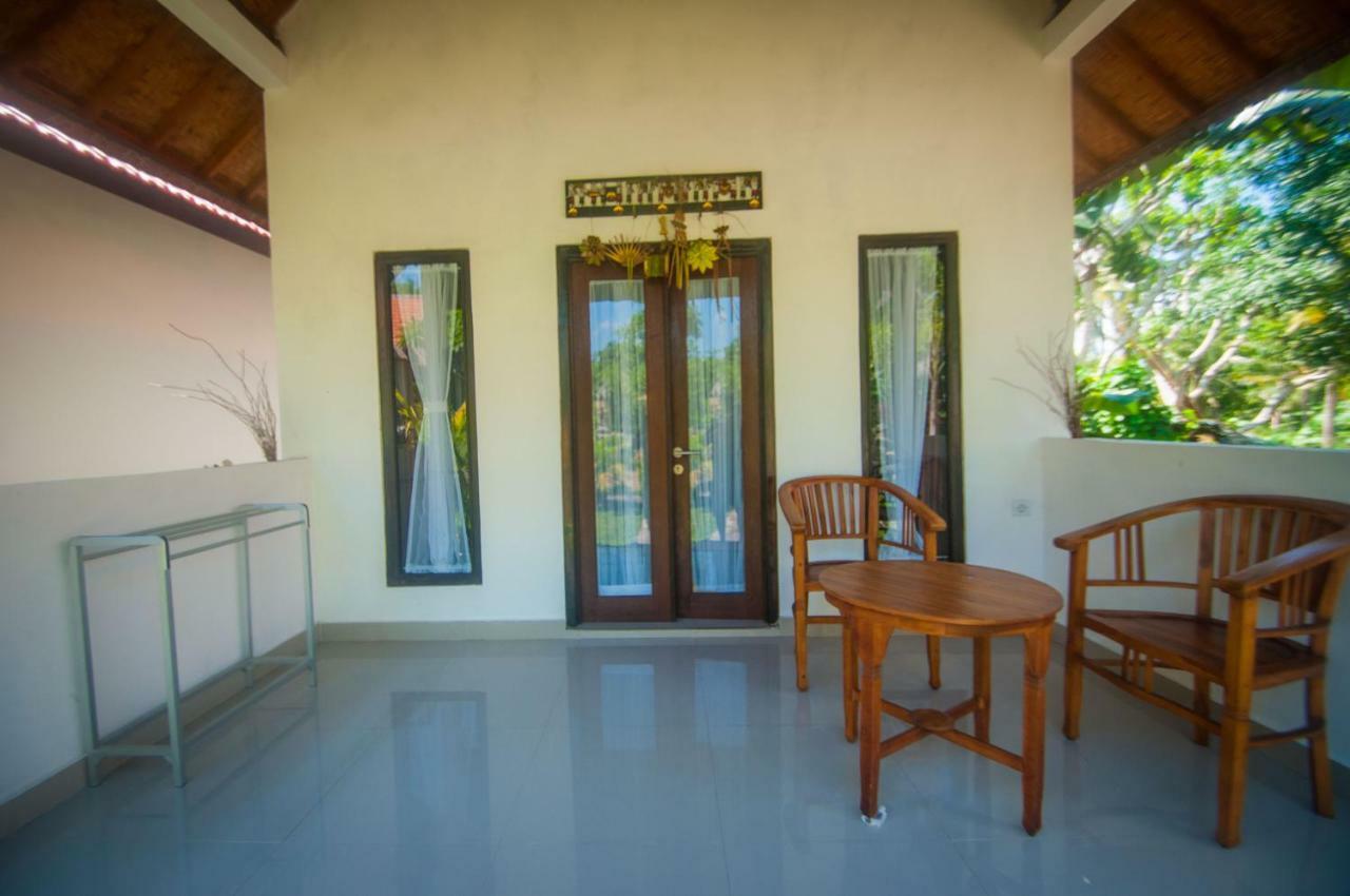 Japa Bungalow Sakti Buitenkant foto