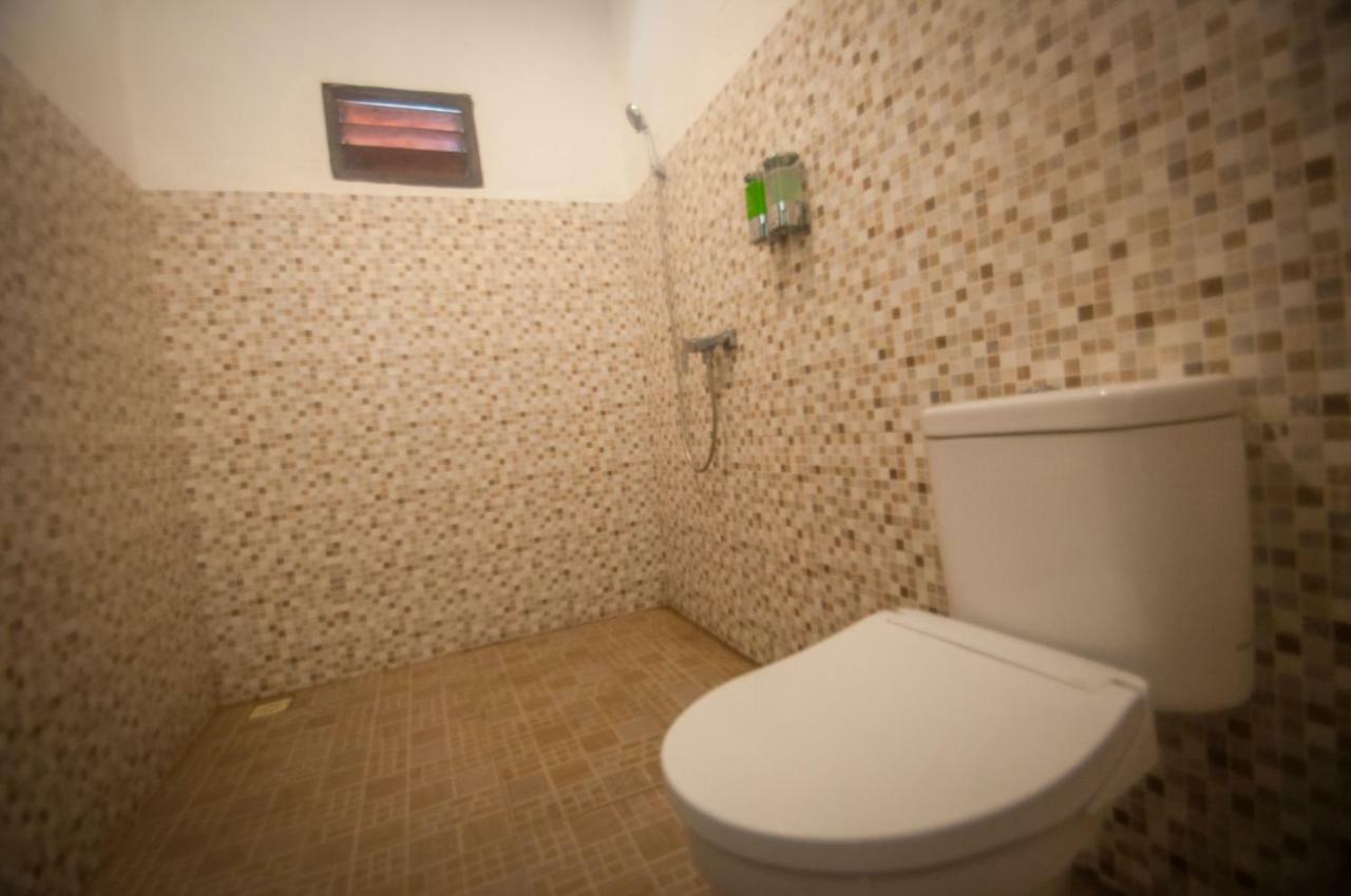 Japa Bungalow Sakti Buitenkant foto