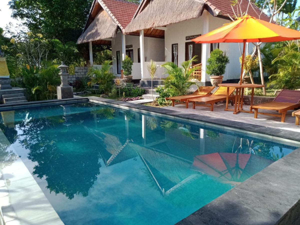Japa Bungalow Sakti Buitenkant foto